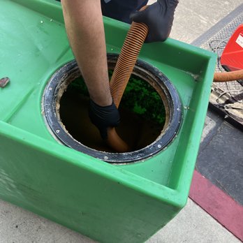 Servicios de Pumping y Jetting Royal: Limpieza de Drenajes y Alta Presión
