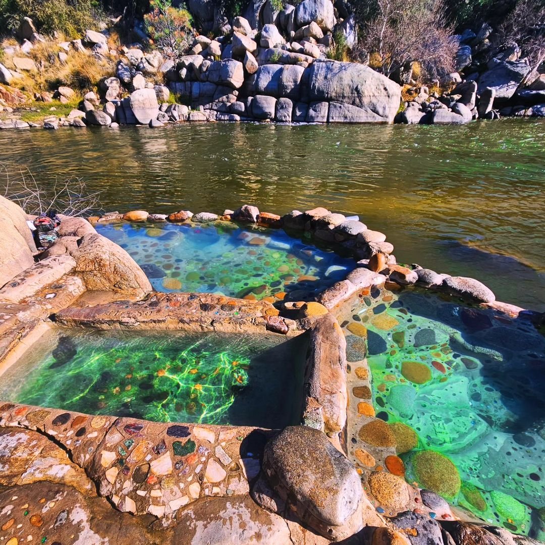 Remington Hot Springs: aguas termales espectaculares en Idaho – naturaleza, relajación y fotografía