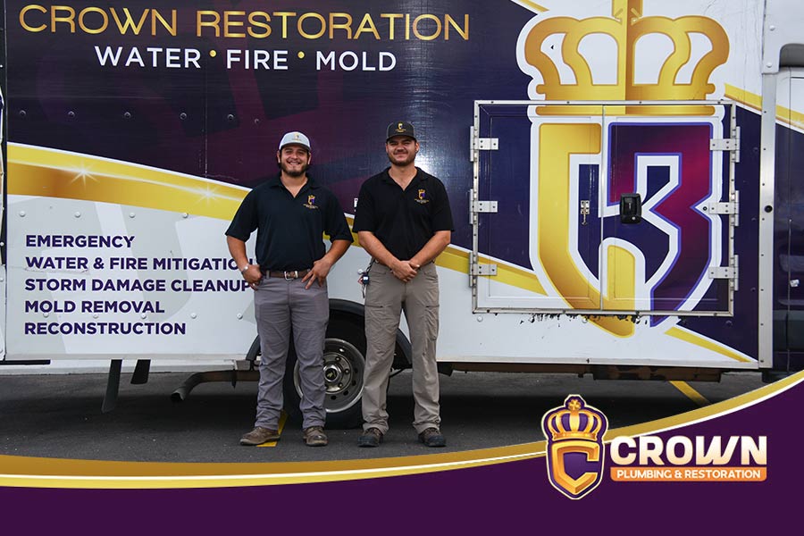 Crown Plumbing: Soluciones Rápidas de Plomería y Restauración de Daños por Agua