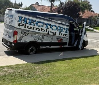Hector’s Plumbing Inc. – Expertos en Plomería Residencial y Comercial, Reparación de Tuberías 24/7