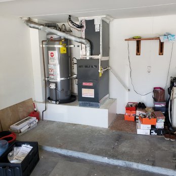 Inland Plumbing Heating and Air: Servicios profesionales de plomería, calefacción y aire acondicionado