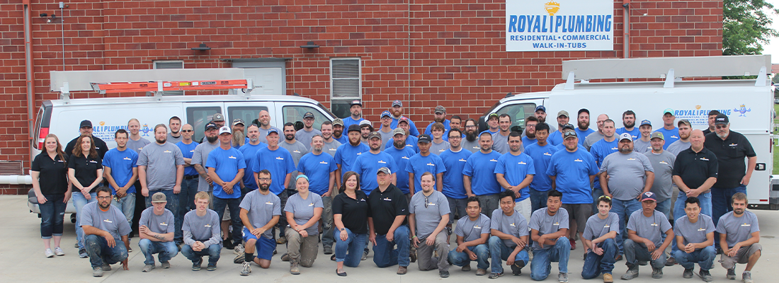 Royal Plumbing Service & Repair Team LLC - Servicio de Plomería y Reparación de Tuberías