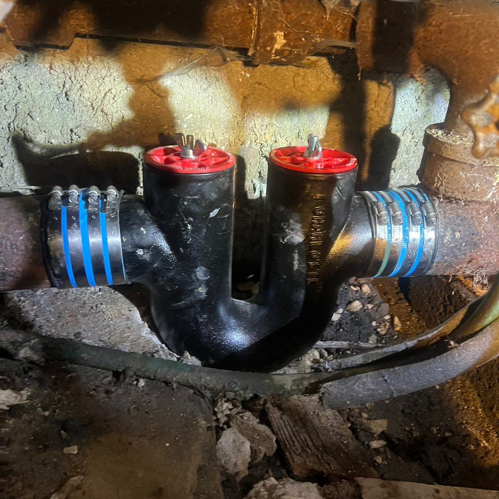 Express Sewer: Limpieza y Reparación Rápida de Desagües y Tuberías – Servicio Profesional