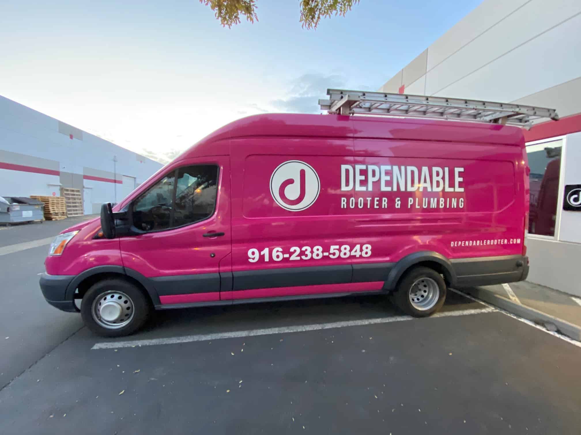Servicios de fontanería y desatascador confiable – Reparaciones rápidas de tuberías