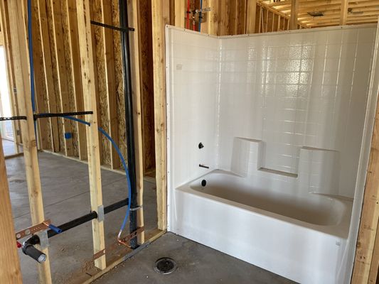 Ibanez Plumbing: Fontanería de Calidad, Instalaciones y Reparaciones Profesionales