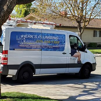 Herk’s Plumbing – Fontanería Profesional, Reparaciones de Tuberías y Mantenimiento